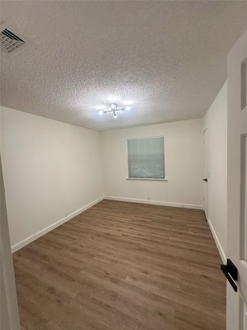 6105 Rayburn Court, Fort Worth, TX 76133