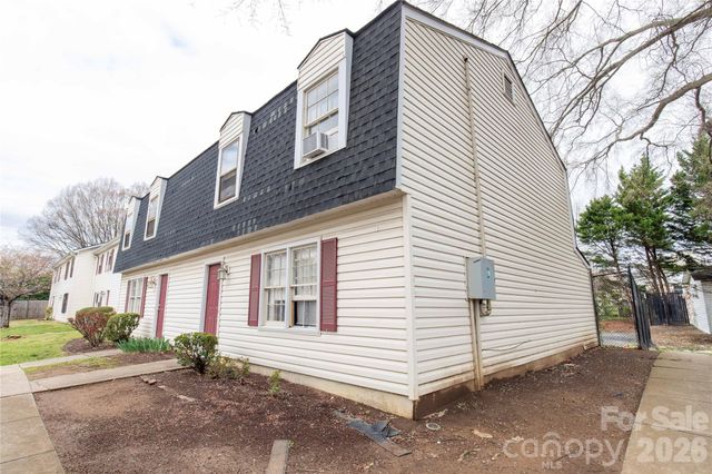 2222 Yorkhills Drive 6, Charlotte, NC 28217