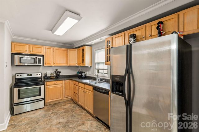 2222 Yorkhills Drive 6, Charlotte, NC 28217