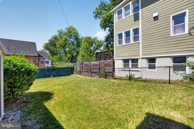 109 VAN BUREN ST NW, Washington, DC 20012