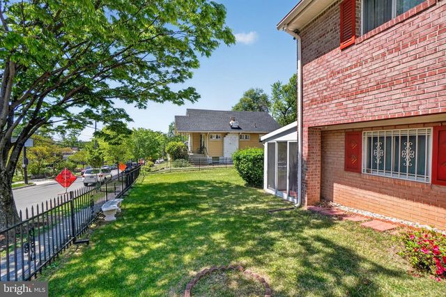 109 VAN BUREN ST NW, Washington, DC 20012