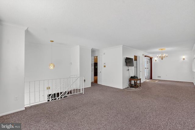 109 VAN BUREN ST NW, Washington, DC 20012