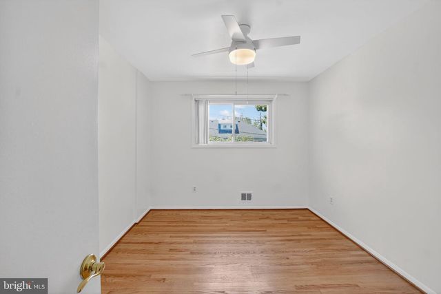 109 VAN BUREN ST NW, Washington, DC 20012