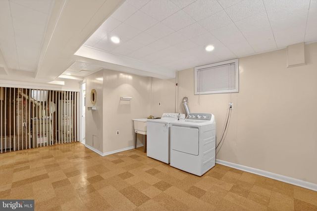 109 VAN BUREN ST NW, Washington, DC 20012