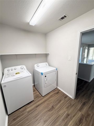 13409 Alysheba DR, Del Valle, TX 78617