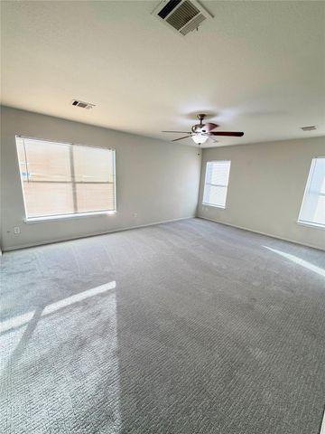 13409 Alysheba DR, Del Valle, TX 78617