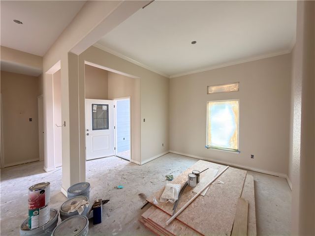 1021 Beechcraft Ave, Corpus Christi, TX 78405