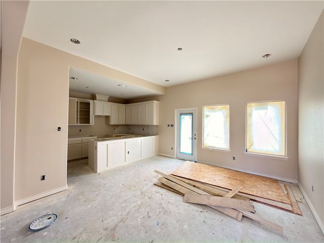 1021 Beechcraft Ave, Corpus Christi, TX 78405
