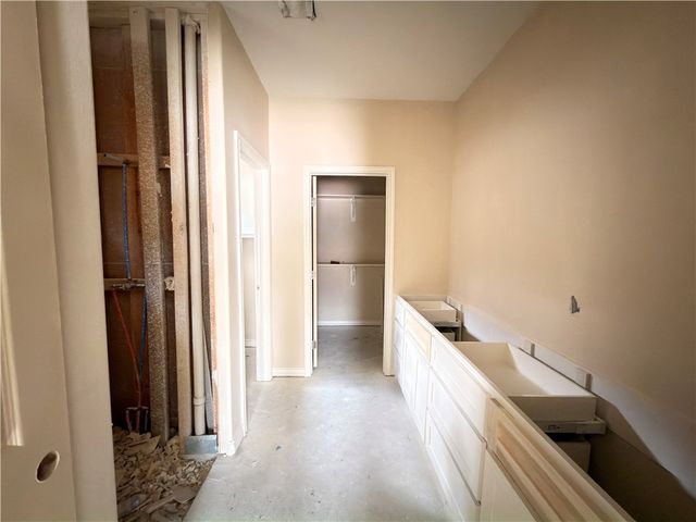 1021 Beechcraft Ave, Corpus Christi, TX 78405