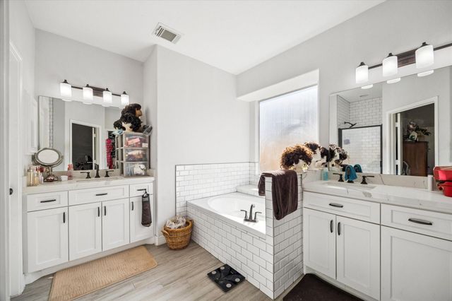 3802 Mission Valley Drive, Missouri City, TX 77459