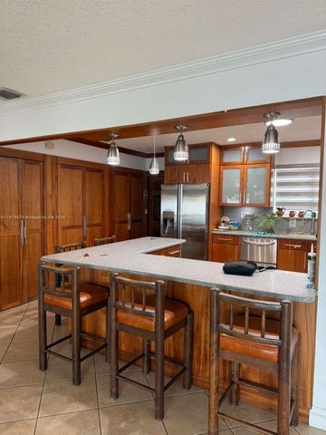 8700 SW 19th Ter 0, Miami, FL 33165