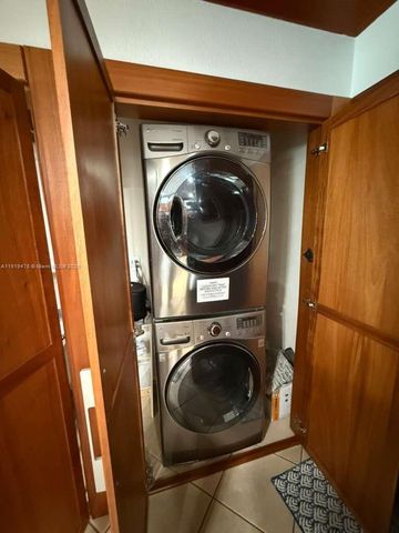 8700 SW 19th Ter 0, Miami, FL 33165