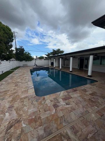 8700 SW 19th Ter 0, Miami, FL 33165