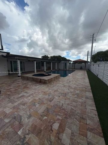 8700 SW 19th Ter 0, Miami, FL 33165