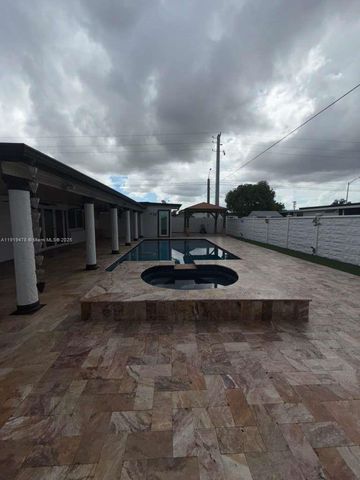 8700 SW 19th Ter 0, Miami, FL 33165