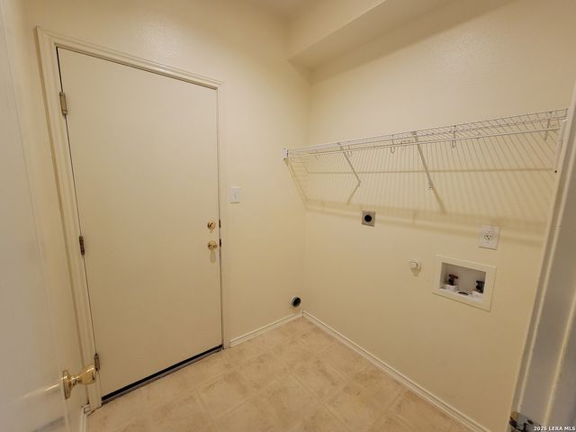 3476 DARTMOUTH CV, Schertz, TX 78154