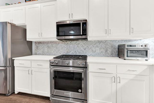 5015 Meridian Lane 2101, Addison, TX 75001