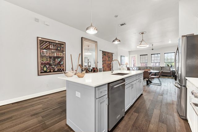 5015 Meridian Lane 2101, Addison, TX 75001