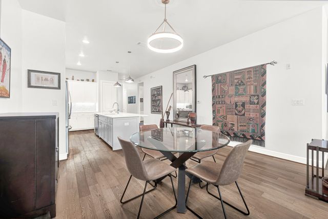 5015 Meridian Lane 2101, Addison, TX 75001