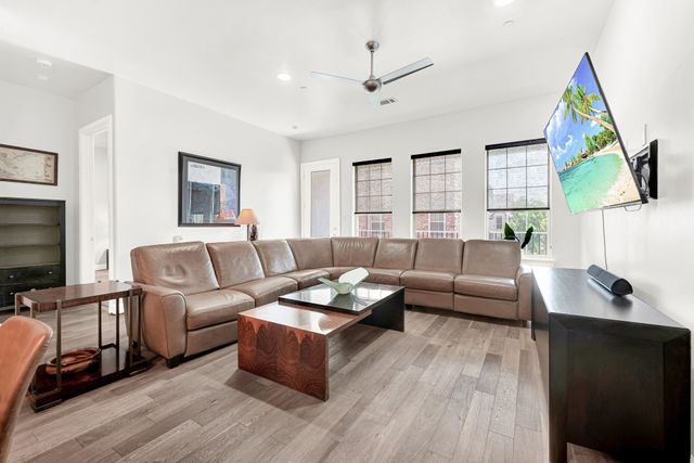5015 Meridian Lane 2101, Addison, TX 75001