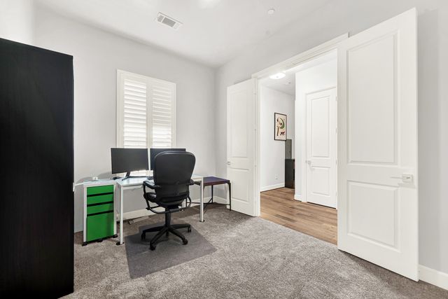 5015 Meridian Lane 2101, Addison, TX 75001