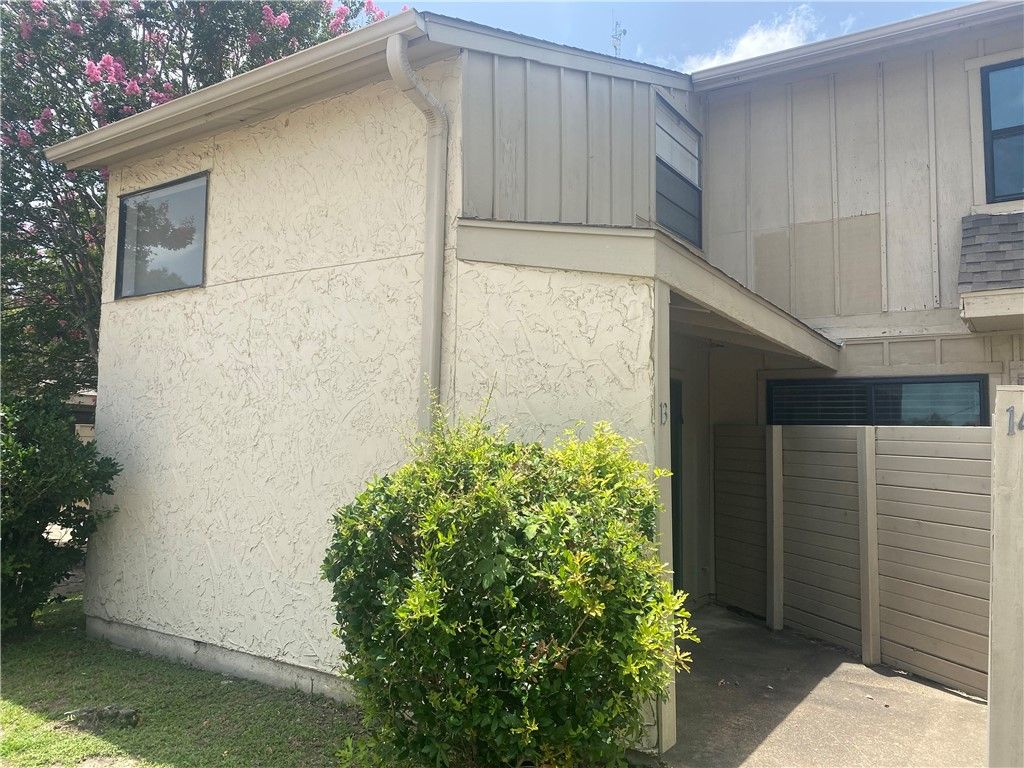 4401 Carter Creek Parkway 13, Bryan, TX 77802