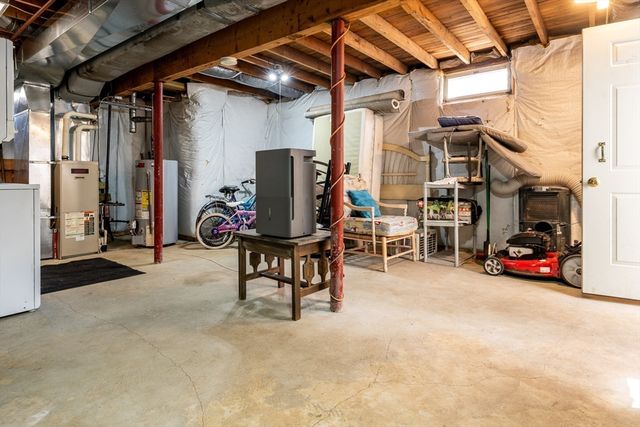 274 Shad Hole Rd, Dennis, MA 02639