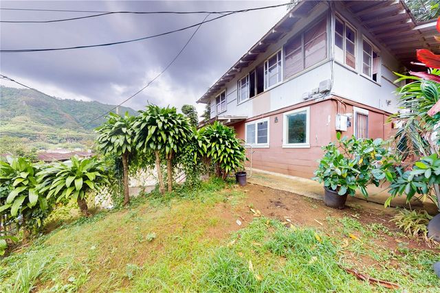 1625 Kalaepaa Drive, Honolulu, HI 96819