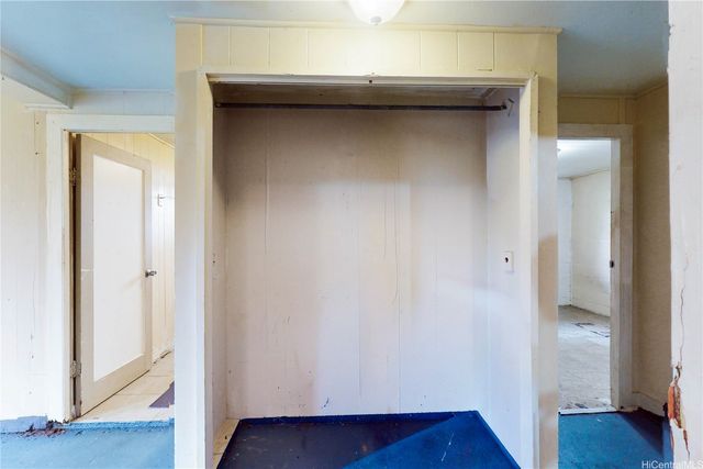 1625 Kalaepaa Drive, Honolulu, HI 96819