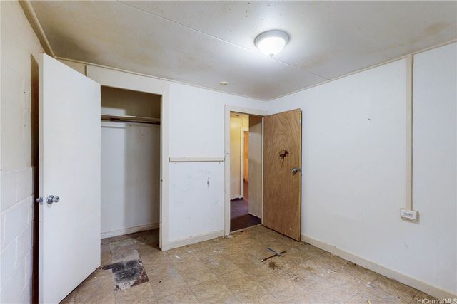 1625 Kalaepaa Drive, Honolulu, HI 96819