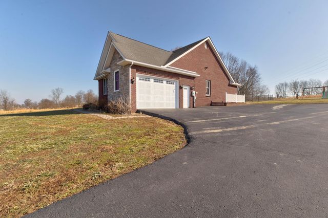 2325 Levee Road, Mt Sterling, KY 40353
