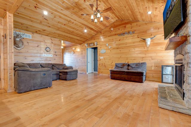 2325 Levee Road, Mt Sterling, KY 40353