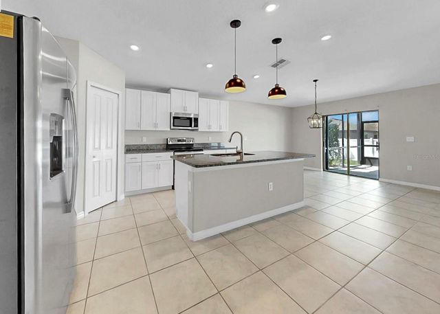 13041 MAJESTIC GARDEN LANE, Riverview, FL 33579