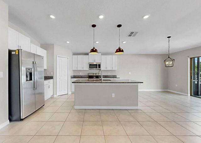 13041 MAJESTIC GARDEN LANE, Riverview, FL 33579
