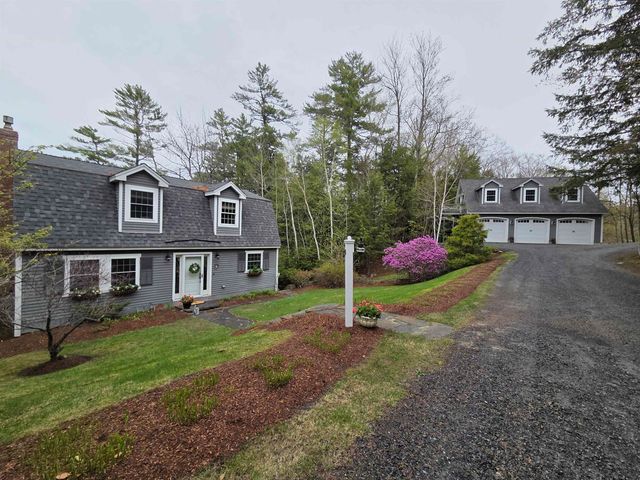 93 Algonquin Road, Enfield, NH 03748