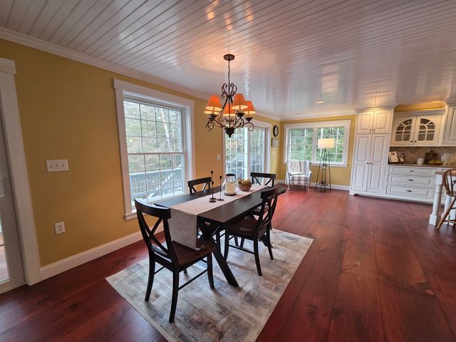 93 Algonquin Road, Enfield, NH 03748