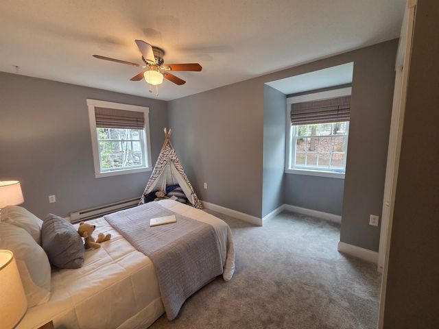 93 Algonquin Road, Enfield, NH 03748
