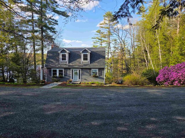 93 Algonquin Road, Enfield, NH 03748