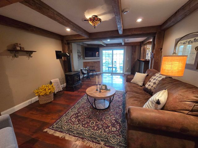 93 Algonquin Road, Enfield, NH 03748