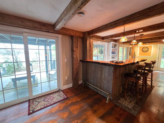 93 Algonquin Road, Enfield, NH 03748