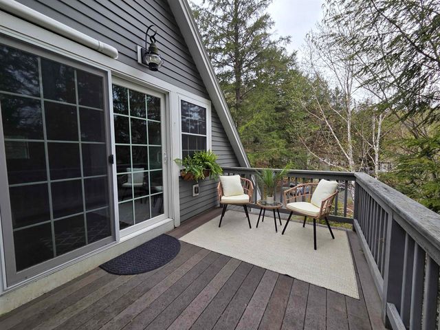 93 Algonquin Road, Enfield, NH 03748