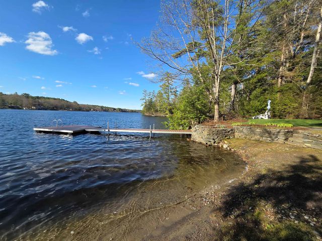 93 Algonquin Road, Enfield, NH 03748