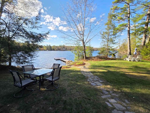 93 Algonquin Road, Enfield, NH 03748