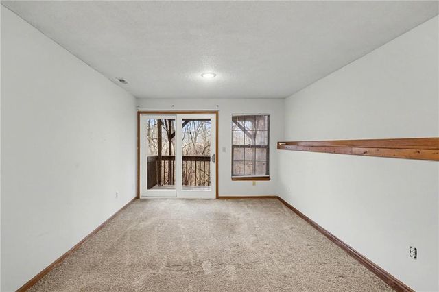 14112 W 87TH Terrace, Lenexa, KS 66215