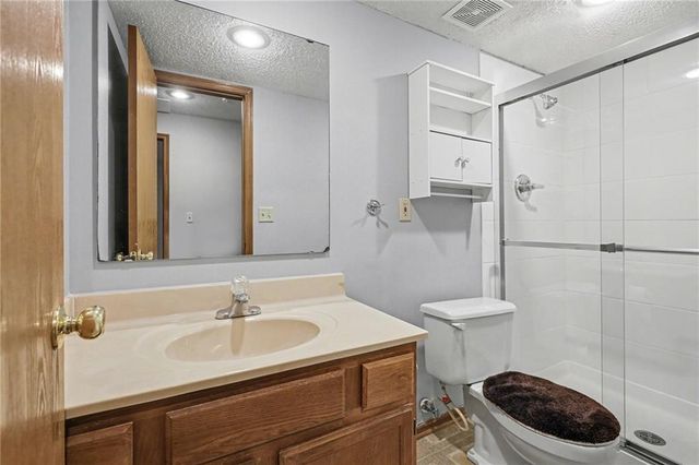 14112 W 87TH Terrace, Lenexa, KS 66215