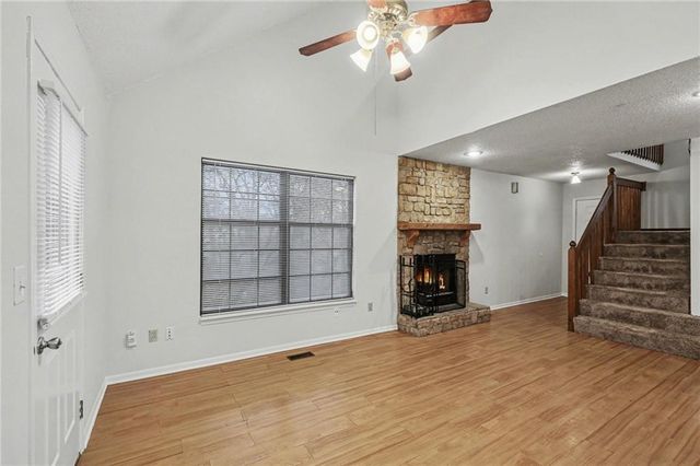 14112 W 87TH Terrace, Lenexa, KS 66215