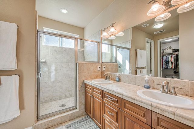 1906 N Langley Avenue, Clovis, CA 93619