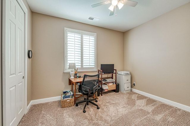 1906 N Langley Avenue, Clovis, CA 93619