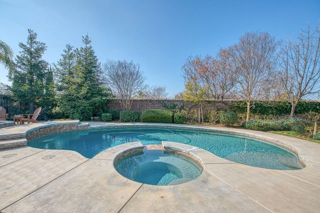 1906 N Langley Avenue, Clovis, CA 93619