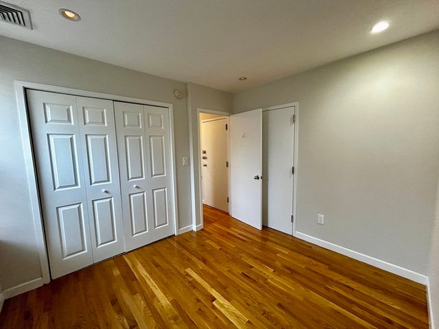 5 Grove Street 3, Boston, MA 02114